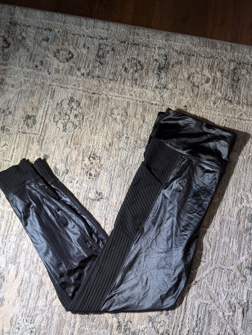 Alala Black Shiny Active Leggings